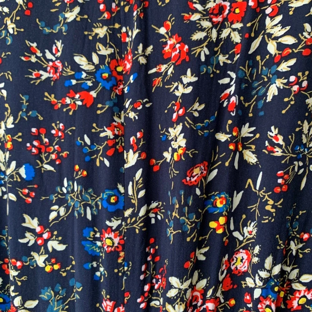 J. Crew navy multi floral print faux wrap‎ cap sleeve ruffle trim dress. Size 8